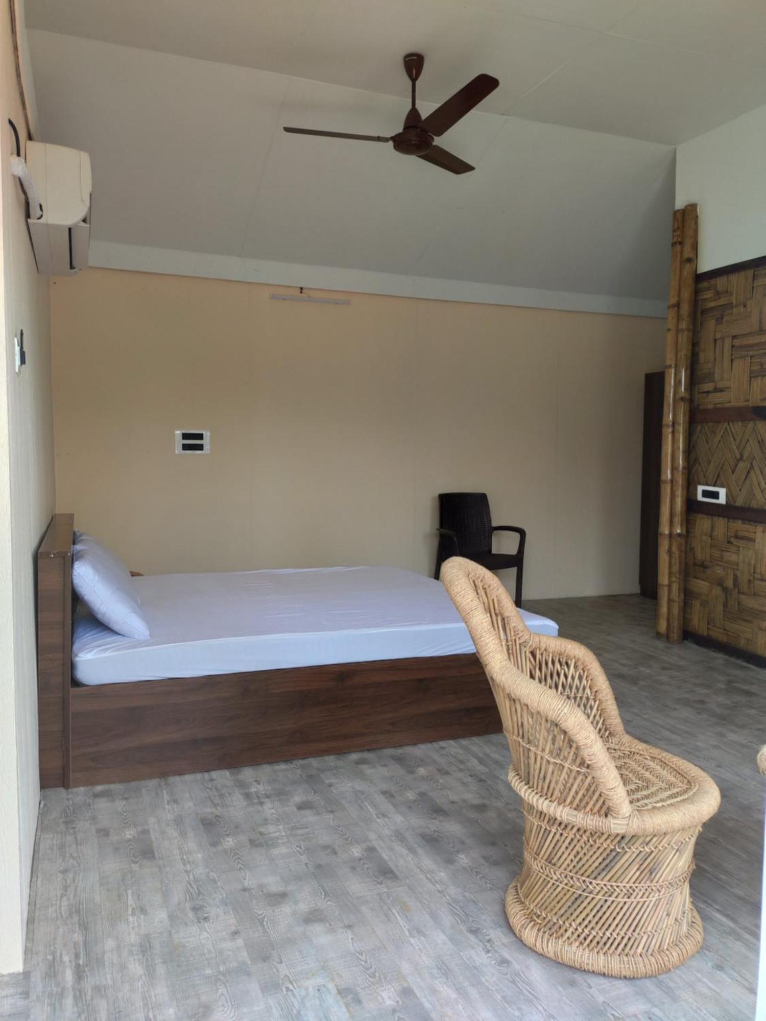 Chivarin Resorts Malvan Phòng bức ảnh